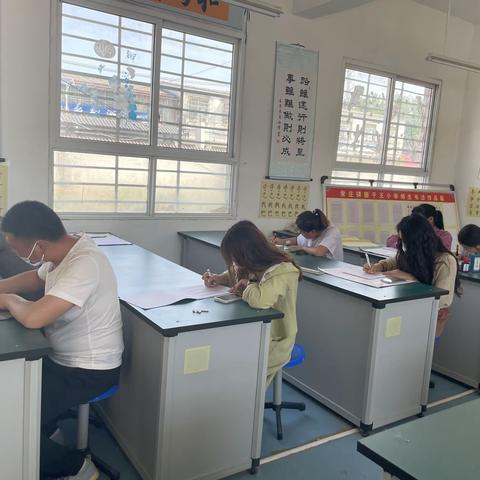 写规范字，做文明人——圈子王小学书法系列活动