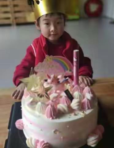 贝恩幼儿园骑士一班穆子妍小朋友生日会🎂