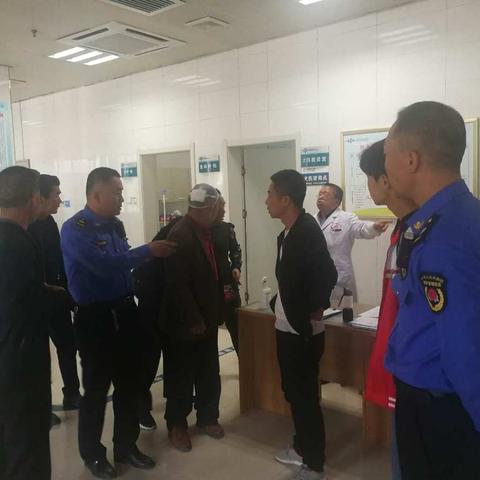 事故无情人有情，人民城管热心肠