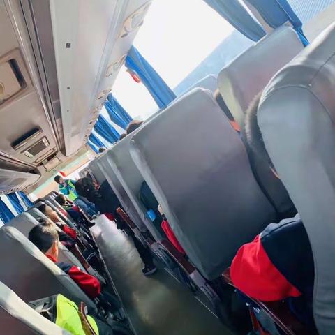 小雁塔小学“先烈遗志永不忘，陶艺传承我当先”四年级秋季研学活动