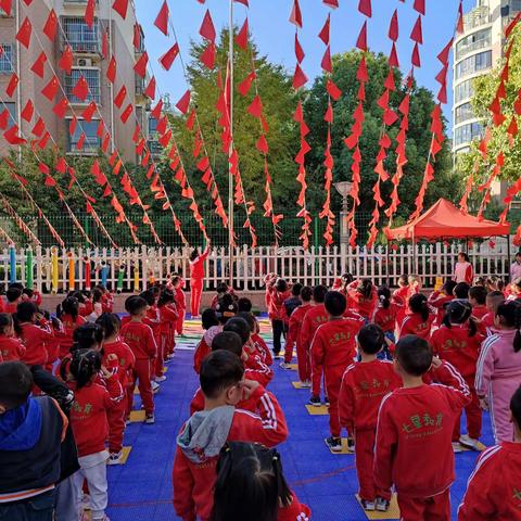 巴黎春天幼儿园中二班一周回顾