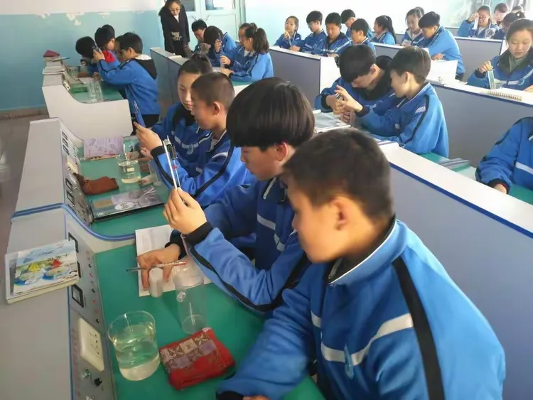 富锦市第16届"探索杯"教学竞赛锦山中学现场掠影