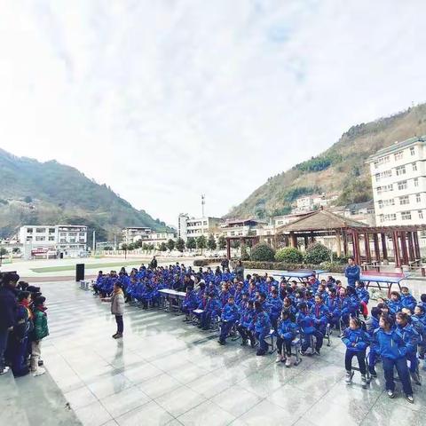 堰门小学:迎元旦，唱红歌，颂祖国