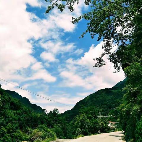 堰门小学：“精准扶贫在行动 入户走访暖人心”