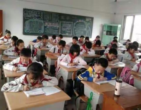 硬笔书法《端正写字，方正做人》