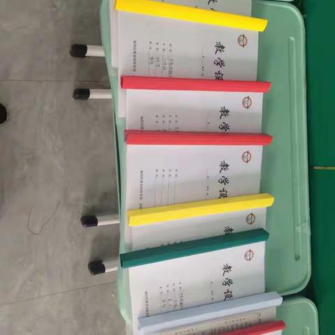 榆阳区牛家梁镇中心小学开展教案评比活动简报