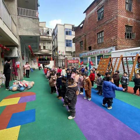 趣味篮球，快乐成长——迪士尼幼儿园特色篮球课