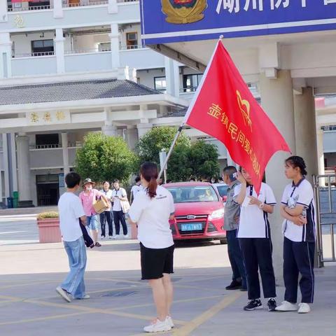 民间爱心团队汇聚爱心“红”流，慰问抗战老兵 聆听抗战故事 传承红色记忆