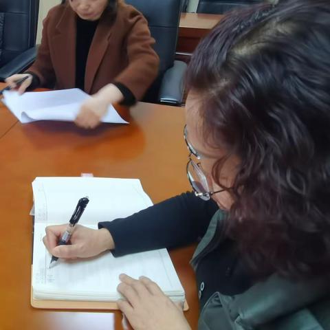 汉城街道党工委召开关工委工作推进会