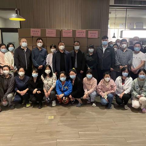 情暖疫线，汉城街道组织人大代表、政协委员看望慰问核酸检测医护人员