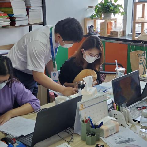 海宁农商银行赞山支行开展普及金融知识万里行活动