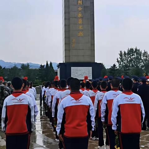 【主题团队日活动】第三中学参加秦皇岛市革命烈士公祭仪式