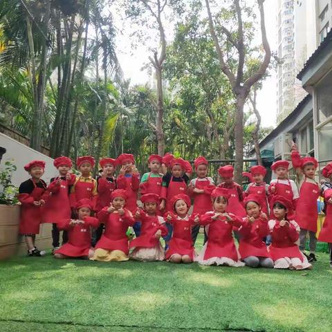 英语班--工作坊：《包饺子》美好的一天从蒙氏工作坊开始了……蒙氏即生活！🌸🌸🌈🌈🌈