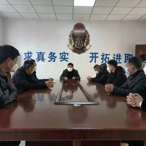 过年好，治超站全体工作人员向大家拜年了！
