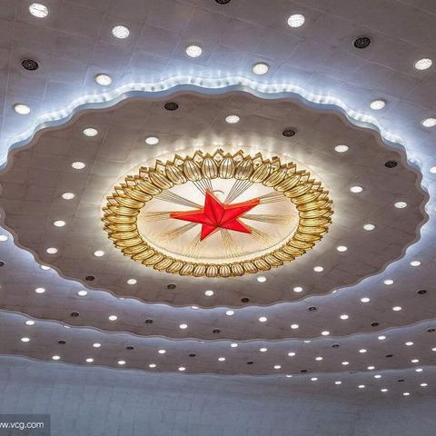 霍洛蒙小全体师生观看“十九大”开幕式直播