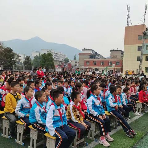 走进新时代，文化新传承——“送文化进校园”活动走进武山学校