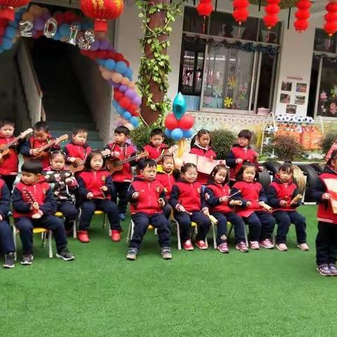 贺家弄幼儿园托班缤纷假日                                    创意巧手  喜迎新春