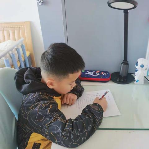 杨驰宇十二月成长记录