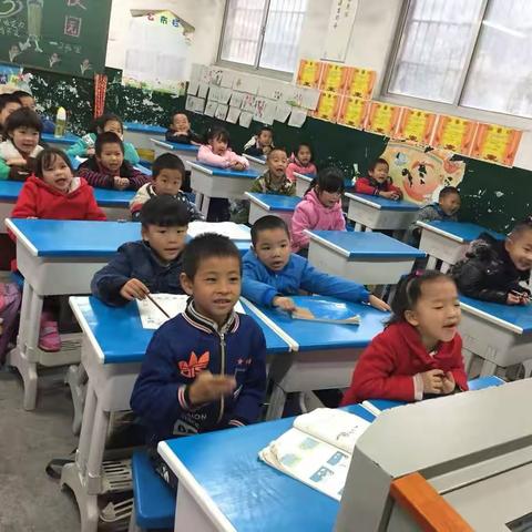 清晨的读书声