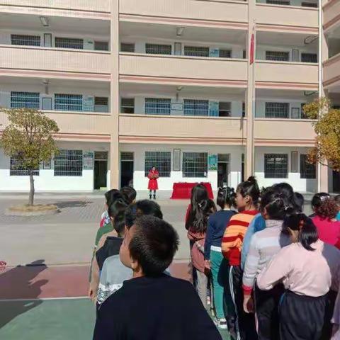 快乐第一，比赛第二——记新城镇塔下小学“庆元旦，迎新年”活动