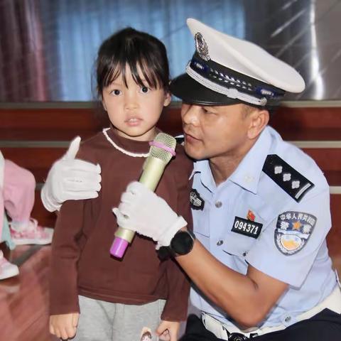 【文明交通，安全“童”行】——普洱市思茅区幼儿园北部分园小三班家长助教活动