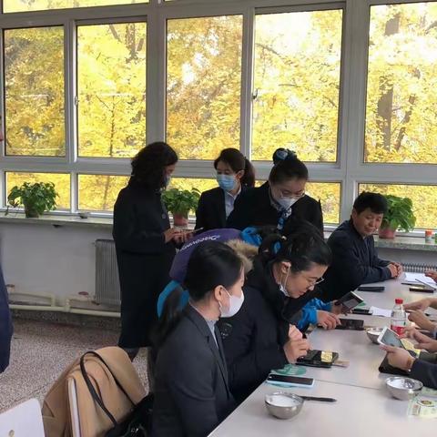 全行外拓，同心聚力-鸭绿江支行外拓校园