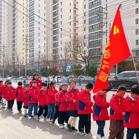 走进小学  赴一场成长之约——幼小衔接活动之参观小学篇