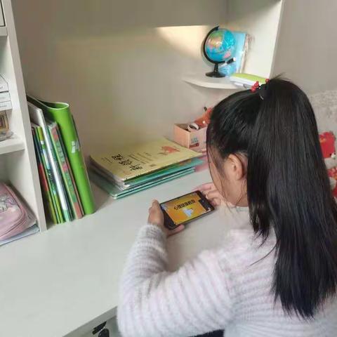 同心抗疫居家安，自主学习我争先——南街小学四年级网课篇
