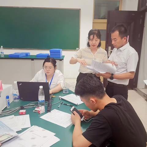 【浐灞教育·第十八小学】浐灞第十八小学资审点工作掠影