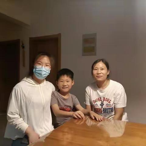 最美遇见你——记二20班家访活动