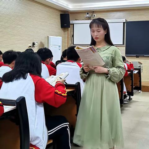 【切磋集】三尺讲台绽光芒，一曲《琵琶》显风采