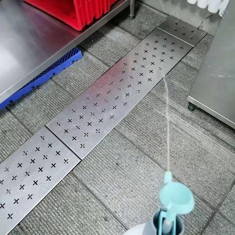 九月二十二日大连舰艇学院干部餐厅