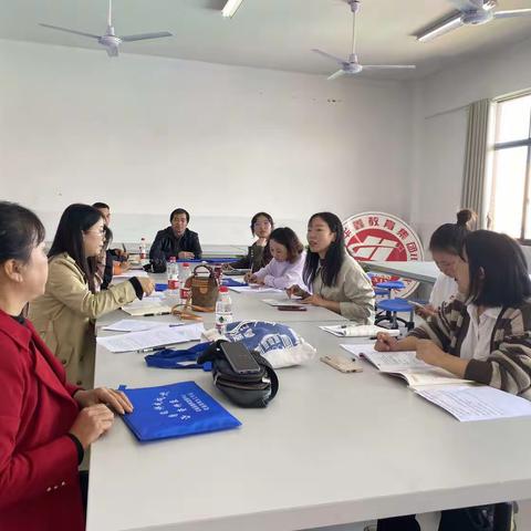 时光如川浪淘沙，青史留名多俊杰——记第八组第三次小学语文国培项目研修活动