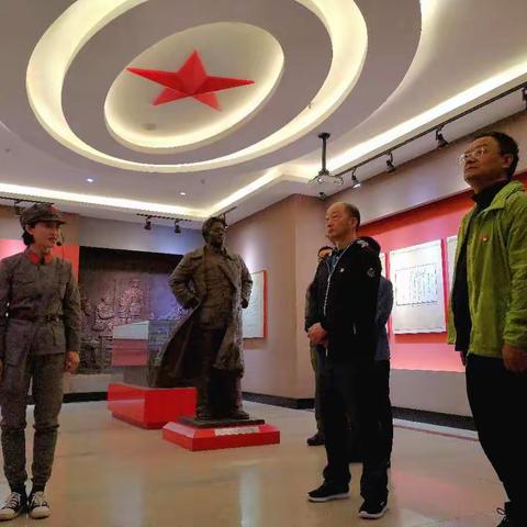 履行大行担当 决战脱贫攻坚--工商银行云南分行平凡、姚胜琦赴大塘村开展扶贫调研