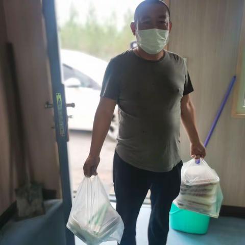 西苏交警的美篇