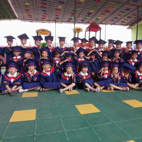 童乐幼儿园大大班学期结束美篇