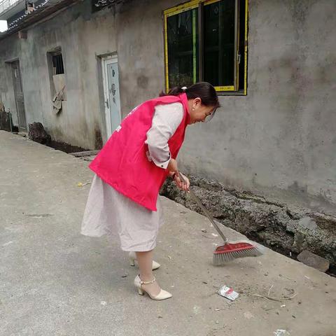 “爱在金秋情满重阳”港口镇东源村开展重阳节主题志愿活动