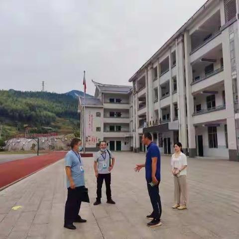 精督细导促发展 踔厉奋发启新程--责任督学至永安市民族中心小学开展期初督导工作