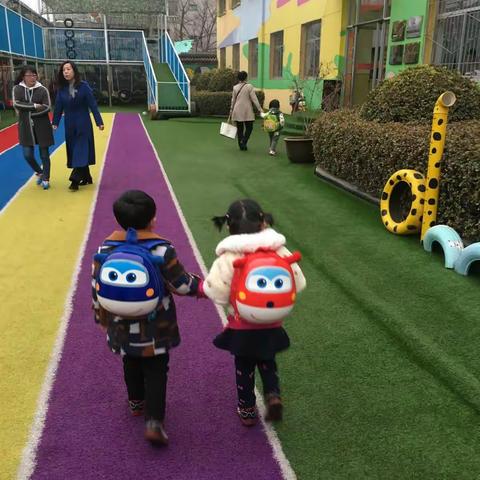 我们上幼儿园了！