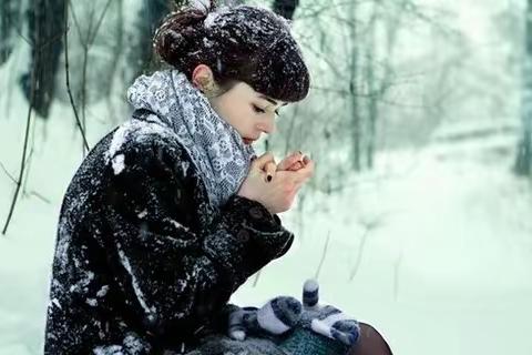 《晓龙文存·簪花集》之六：《伤逝》