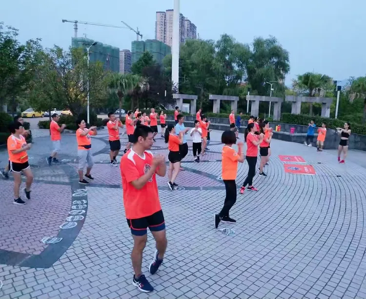 健康快乐动起来 全民健身充满爱