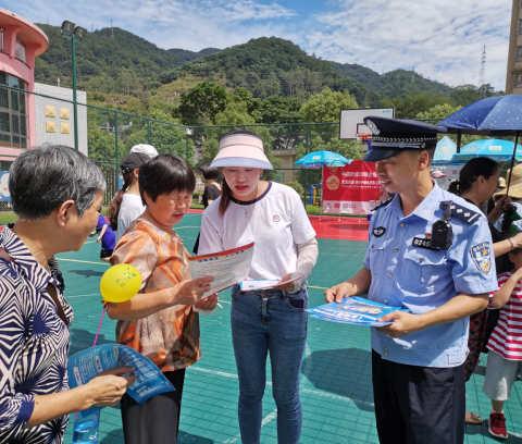 筑牢防护墙，打好电信诈骗防控“三场战”