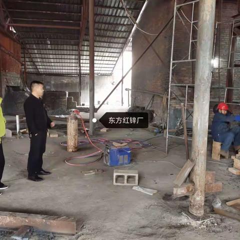 师宗县漾月街道强化年未岁初对各企业安全监管工作及疫情防控。