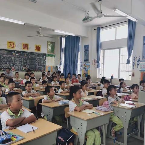 夏日炎炎，教研暖暖——记中建学校一年级数学教研活动