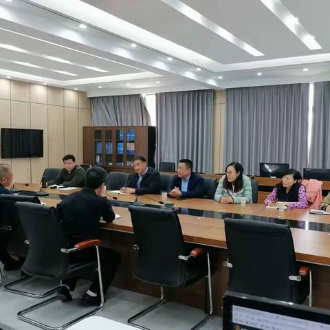 南山区管委会一行人到荷花路街道社会治理中心参观交流