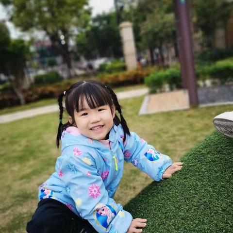 又到了小朋友们最喜欢的户外活动时间，每到这个时候小朋友们是最开心的🥳