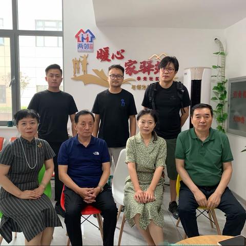 聆听历史史实       感悟和平不易            ——新华街道华光社区八一活动