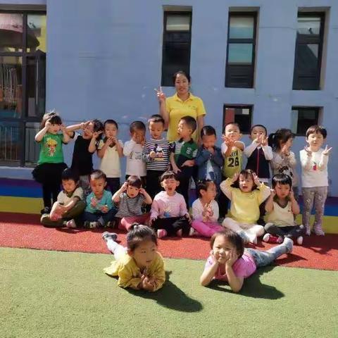 小五班*拥着温暖星光