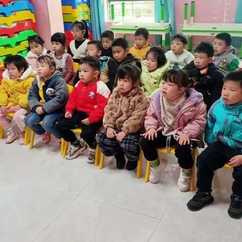 贝加尔幼儿园大（1）班2-3月份美好记录