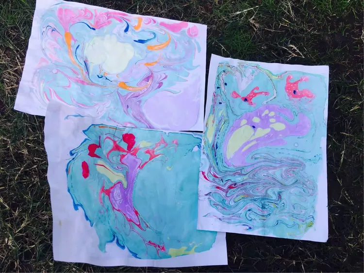 植物园里玩水染